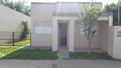Av. República 1019 - Casa